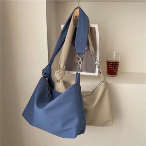 Paresseux étudiant vent sac fourre-tout <span class=keywords><strong>2022</strong></span> nouvelle <span class=keywords><strong>marée</strong></span> femme toile unique sac à bandoulière <span class=keywords><strong>grande</strong></span> capacité sac à bandoulière incliné - Product Image 1