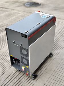 Máquina de Limpieza Láser de Pulso Portátil de 200w 300w para Eliminar Óxido, Pintura de Madera y Paredes de Forma Eficiente - Product Image 6