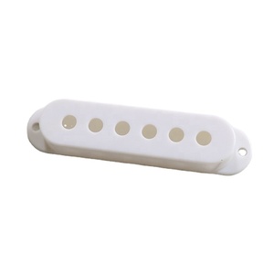 Housses de ramassage de guitare à simple bobine noir et blanc de haute qualité pour les micros de style <span class=keywords><strong>Strat</strong></span> avec un espacement de cordes de 48/50/52mm - Product Image 2