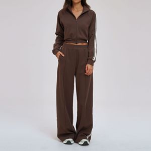 Aoyema Abbigliamento Sportivo Femminile di Alta Qualità, Set Tuta in Poliestere/Cotone a Contrasto, Comoda e Casual per Attività all'Aperto - Product Image 3