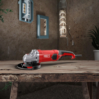 Meuleuse d'angle industrielle 2800W avec interrupteur à palette, moteur électrique puissant et poignées antidérapantes avancées