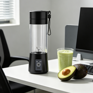 Mini Licuadora Portátil USB de 380 ml, Apta para Alimentos, para Gimnasio, Auto y Cocina - Product Image 4