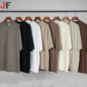 Camiseta Blanca de Verano de Manga Corta con Detalles de Cuerno de Buey, Estilo Vintage y Urbano para Hombre - Product Image 1