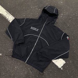 Chaqueta Cortavientos Reflectante de 3m y Pantalones de Nailon Personalizados de Fábrica OEM, Conjunto Deportivo Cortavientos para Hombre - Product Image 4