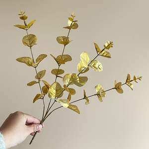 هالوني أوراق سوداء إنز محاكاة ورقة الرياح فرع واحد 4 شوكة أوراق الأوكالبتوس السوداء مواد الزهور الزخرفية النباتات الخضراء - Product Image 6