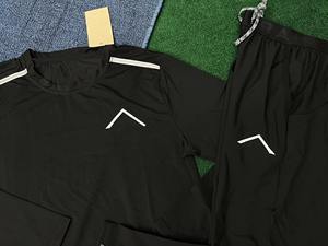 メンズ長袖トレーニングスーツ、チームスポーツ反射ストライプランニングスーツ、軽量衣料の卸売 - Product Image 4