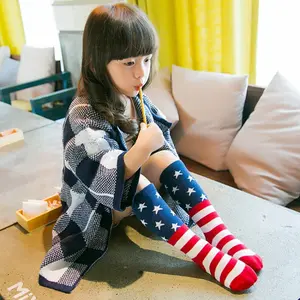 Calze personalizzate con stelle in cotone colorate blu calze con bandiera nazionale americana a righe rosse paese Usa calze con bandiera americana per bambini ragazze