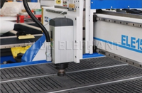 Routeur CNC haute efficacité 1530 5*10 pieds, machine CNC 3 axes pour la fabrication de portes en bois, pour l'Amérique et les États-Unis