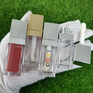 Tuýp dầu dưỡng môi CY045 10ml hình vuông, đầu cọ lớn màu bạc, tuýp son bóng tùy chỉnh logo, tuýp son bóng rỗng có cọ lớn - Product Image 1