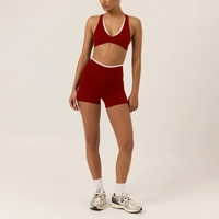 Ensemble de yoga pour femmes : Soutien-gorge de sport à bretelles croisées et dos nu, short taille haute et leggings – 2 couleurs, en nylon et élasthanne, vêtements de sport en gros