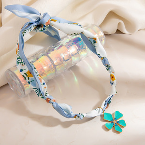 Collar con colgante de flor de aleación de zinc, diseño floral de esmalte azul para mujer, regalo, joyería XL31809 - Product Image 4