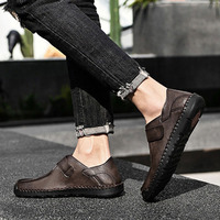 Chaussures décontractées pour hommes en microfibre, personnalisées OEM/ODM, semelle en caoutchouc dur antidérapante, fermeture Velcro pratique, confortables, à lacets, en cuir.