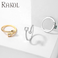 RAKOL RP5172 Vente à Chaud 18k Réel Plaqué Or Vintage De Noël Femmes Zircon Cubique Bijoux De Mode Anneaux Réglables