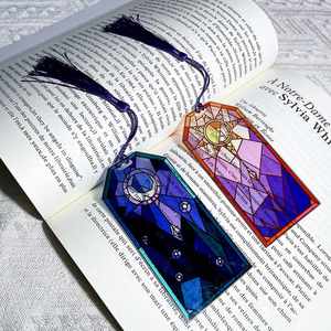 Marque-pages personnalisés en acrylique style baroque Soleil & Lune Rose Violet |   Marque-pages pour les amateurs de livres - Product Image 2