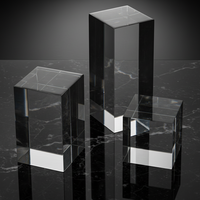 Vente en gros d'usine, boîte de présentation en acrylique transparent à 93%, cube solide en acrylique, blocs en acrylique transparents personnalisés pour la présentation de bijoux