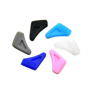 Crochets d'oreille triangulaires en silicone antidérapants, petits supports <span class=keywords><strong>invisibles</strong></span> pour lunettes, stabilisateurs universels à motif uni, vente en gros - Product Image 5