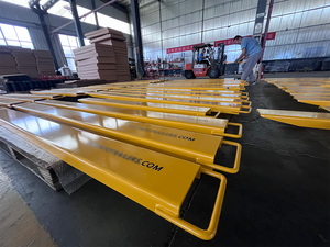 Extensions de fourches en gros, 72 pouces, largeur 5,5 pouces, en acier au carbone robuste pour la manutention de palettes par chariots élévateurs - Product Image 4