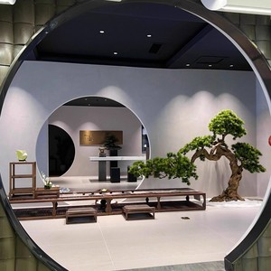 การตกแต่งภูมิทัศน์แบบตั้งพื้นถึงเพดานในห้องน้ำชาด้วยต้นสนประดิษฐ์ สร้างบรรยากาศแบบเซน - Product Image 5