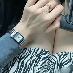 Nouvelle Arrivée Montre Femme de Luxe H Brand en Acier Inoxydable Doré à Quartz Étanche Tendance Affaires - Product Image 3