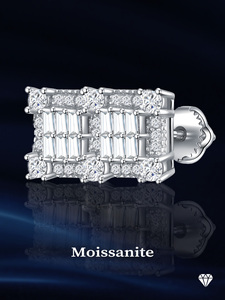 Boucles <span class=keywords><strong>d</strong></span>'oreilles tendance en argent sterling 925 avec moissanite, diamants VVS <span class=keywords><strong>D</strong></span> étincelants, clous carrés en grappe brillante - Product Image 5