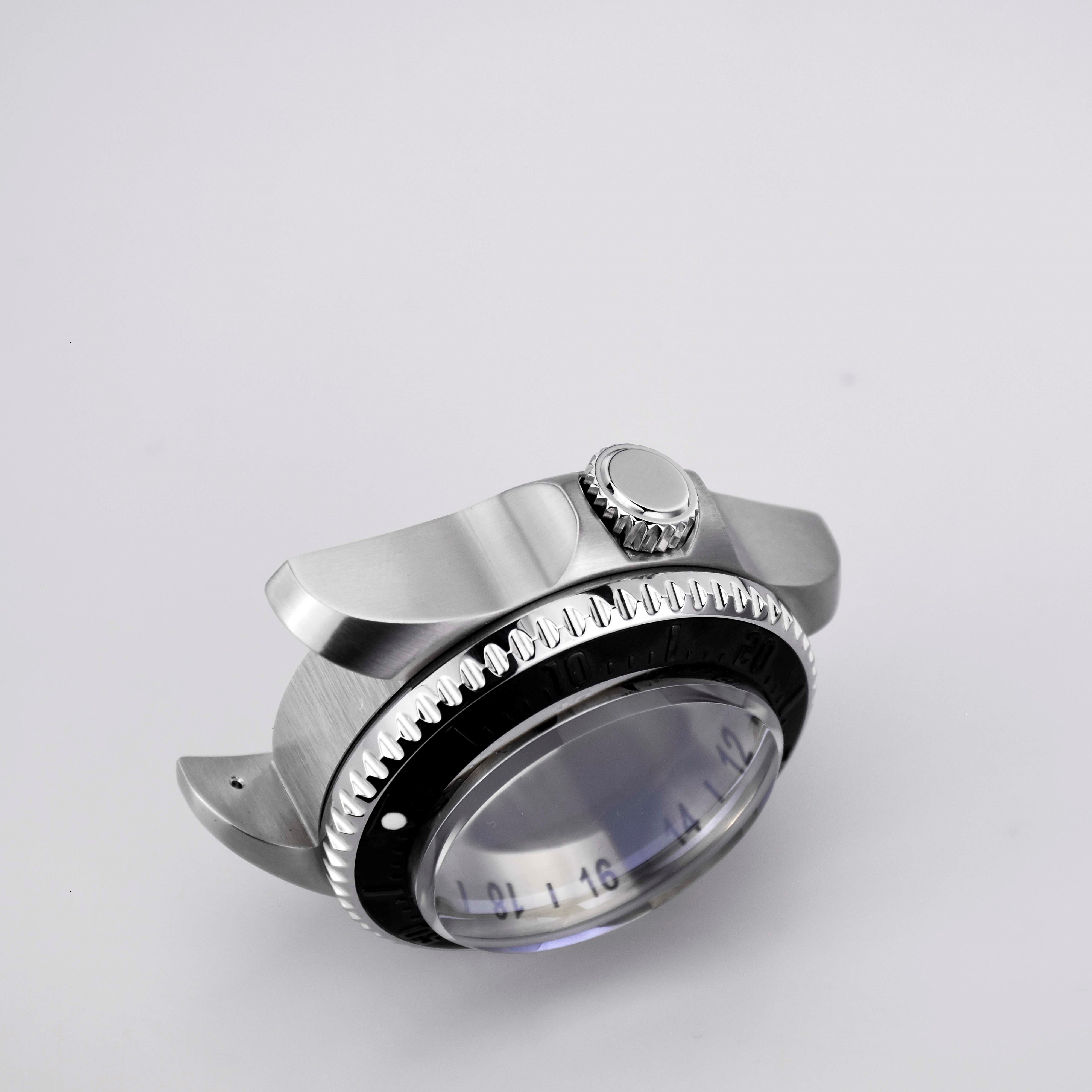submariner watch case