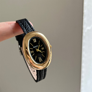 <span class=keywords><strong>Orologio</strong></span> ovale piccolo color <span class=keywords><strong>oro</strong></span>, semplice ed elegante, <span class=keywords><strong>con</strong></span> <span class=keywords><strong>cinturino</strong></span> in <span class=keywords><strong>pelle</strong></span> - Product Image 2