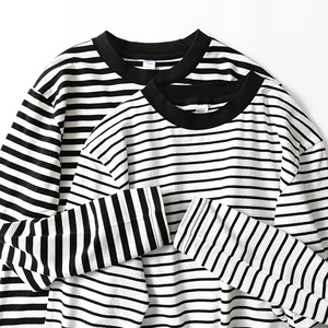 <span class=keywords><strong>Camicia</strong></span> da Uomo <span class=keywords><strong>su</strong></span> <span class=keywords><strong>Misura</strong></span> con Maniche a Righe Bianche e Nere Magliette Base Layer Comode, Casual e Versatili - Product Image 3