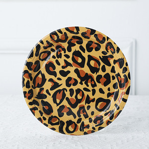 JUXINDA Assiettes <span class=keywords><strong>de</strong></span> fête imprimées d'animaux Décorations d'anniversaire jetables sur le thème du zoo et du safari - Product Image 3