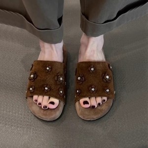 Fashion Soft Leather Flower Open-Toe <b>Slippers</b>, Women's Thick Sole Suede Slip-On Sandals for Outdoor Wear - Product Image 2