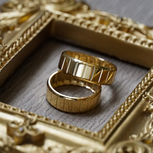 แหวนทองคำแท้ 14k ดีไซน์วินเทจสไตล์แก๊งสเตอร์ สำหรับผู้ชายและผู้หญิง เหมาะสำหรับงานแต่งงาน งานปาร์ตี้ ดีไซน์ทันสมัย ยูนิเซ็กซ์ เครื่องประดับทองคำแท้รุ่นล่าสุด - Product Image 3