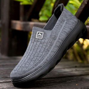 Mocassins pour hommes en maille respirante, à enfiler, semelle en caoutchouc, doublure douce, motif uni, sérigraphie, toutes saisons, tendance mode - Product Image 1