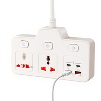 Multiprise universelle 13A standard européenne, britannique et américaine pour la vente en gros transfrontalière, avec 2 ports USB-A et 2 ports USB-C