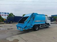 Camion à ordures diesel Dongfeng 4x2 de 19 mètres cubes avec compacteur (Transmission manuelle pour le recyclage)