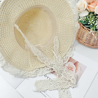 Chapeau de plage d'été en dentelle pour femme, grand bord en fourrure, protection UV, idéal pour les vacances en bord de mer et les voyages, style décontracté, protection solaire