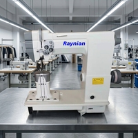 Machine à coudre à double aiguille de type colonne Raynian-9920, idéale pour la couture des empeignes de chaussures et des sacs en cuir. Fabriqué en Chine.