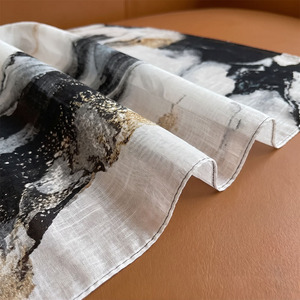 Nouvelle Arrivée : Écharpes Carrées Polyvalentes en Fausse Cachemire, Style Luxe, Minimalistes et Tendance – Vente en Gros <span class=keywords><strong>de</strong></span> Foulards et Châles - Product Image 3