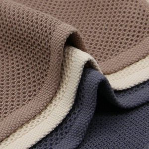 Lot de 4 torchons de cuisine en <span class=keywords><strong>coton</strong></span> gaufré 100% absorbants <span class=keywords><strong>et</strong></span> à séchage rapide, 12x12, gris foncé - Product Image 3