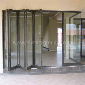 <span class=keywords><strong>Puerta</strong></span> Plegable Corredera <span class=keywords><strong>en</strong></span> <span class=keywords><strong>Forma</strong></span> <span class=keywords><strong>de</strong></span> L, Diseño Impermeable, Puertas Plegables Modernas <span class=keywords><strong>de</strong></span> Aluminio y Vidrio para Hogar, Oficina y Espacios Comerciales - Product Image 6