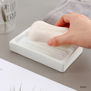 Ceramic Soap Dish Square White 13.3x8.5x2.4cm For Bathroom Use - Product Image 4