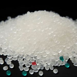 เม็ดพลาสติก PVC แบบดัดแปลงชนิดอ่อนใสสำหรับการฉีดขึ้นรูปพื้นรองเท้า - Product Image 1