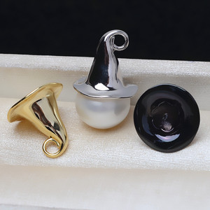 Pendentif en argent S925 fait main, accessoire de style baroque, collier flottant polyvalent, composants de bijoux en forme de petit diable - Product Image 1