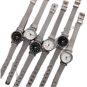 Wholesale Luxury Classic Women's Quartz Wristwatch Alloy Dress Jewelry Pointer Dial Fashionable Glass Relogio Opp Bag Business