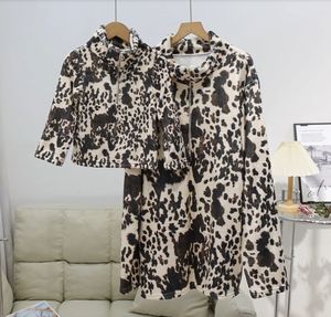 Stampa 3d personalizza il modello <span class=keywords><strong>pigiama</strong></span> di famiglia viola a righe a maniche lunghe alla moda giacca personalizzata per donne Pullover per bambini felpa - Product Image 4