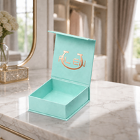 Boîtes rigides en carton magnétique haut de gamme avec logo personnalisé, impression quadricolore, finition UV pour boîte à bijoux (boucles d'oreilles, colliers, bagues)