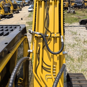 Strong power Used Excavator Komatsu PC240 pc220 pc210 heavy duty digger with Stable Hydraulic Performance for Site Work - Product Image 4