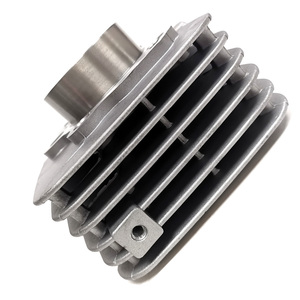 อะไห<span class=keywords><strong>ล</strong></span>่เครื่องยนต์มอเตอร์ไซค์ AX100 <span class=keywords><strong>70</strong></span> มม. Cg300 แบบกำหนดเองจากโรงงาน ชิ้นส่วนเครื่องยนต์มอเตอร์ไซค์ 100 ซีซี บล็อกกระบอกสูบสแตนเลสสำหรับซูซูกิ - Product Image 5