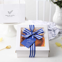 Caja de Embalaje de Cartón para Postres Personalizada con Impresión a Cuatro Colores y Logotipo en Lámina Dorada, Caja para Pastel con Ventanas de PET
