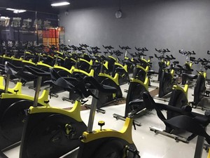 Équipement de <span class=keywords><strong>musculation</strong></span> commercial, <span class=keywords><strong>machine</strong></span> à tractions en T pour le dos avec fonction réglable et de <span class=keywords><strong>musculation</strong></span> pour la maison et la salle de sport - Product Image 4