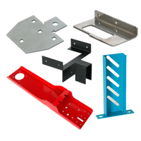 Composants d'emboutissage en tôle OEM avec fabrication industrielle pour supports en U en acier inoxydable, aluminium et galvanisé