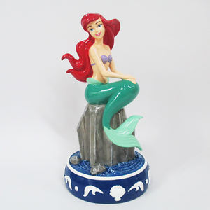 Décoration de bureau à domicile OEM grande figue dessin animé princesse grande statue mignonne en résine artisanat océan sirène figurines d'anime cadeaux - Product Image 1